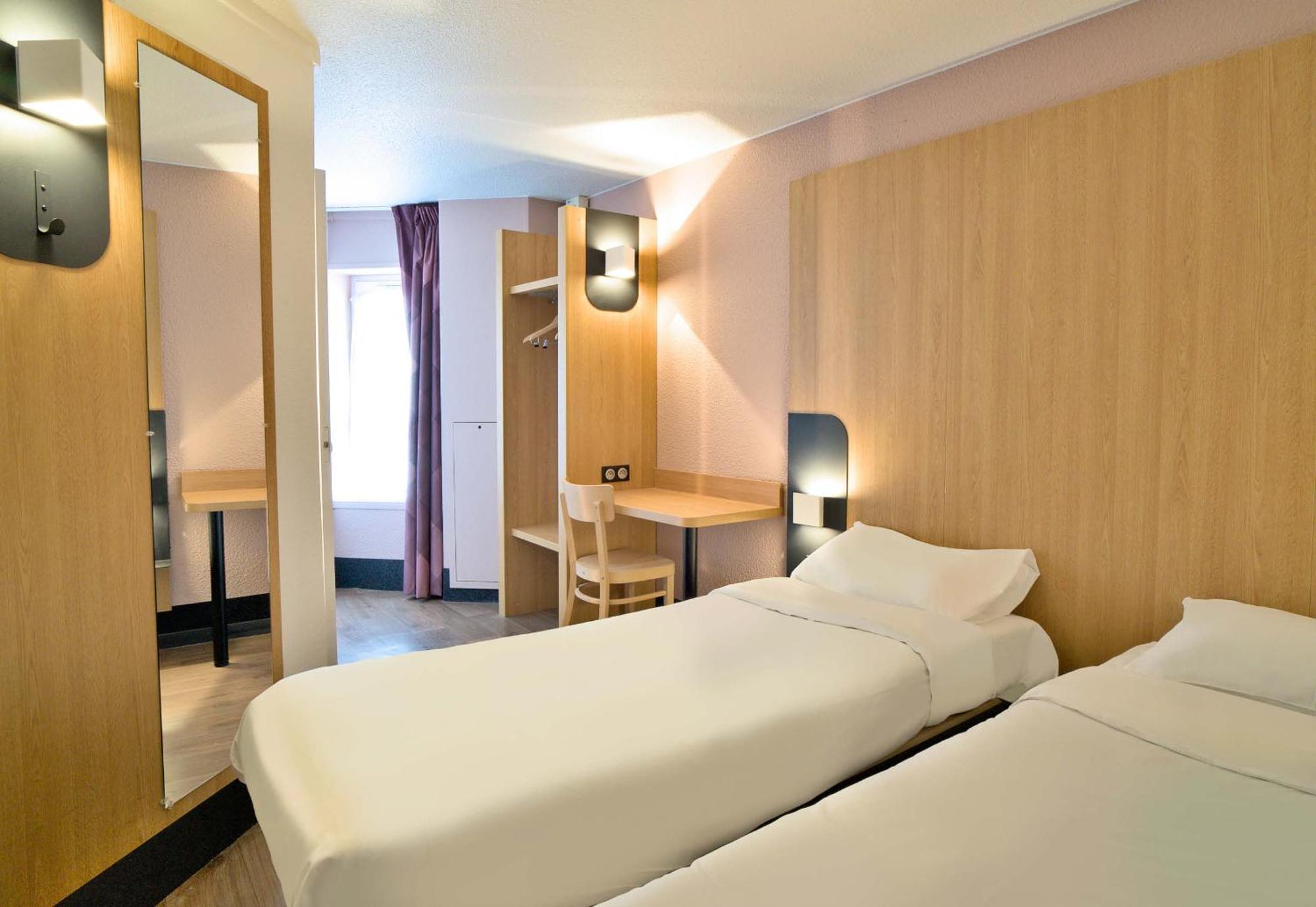B&B Hotel Dreux Centre Dış mekan fotoğraf